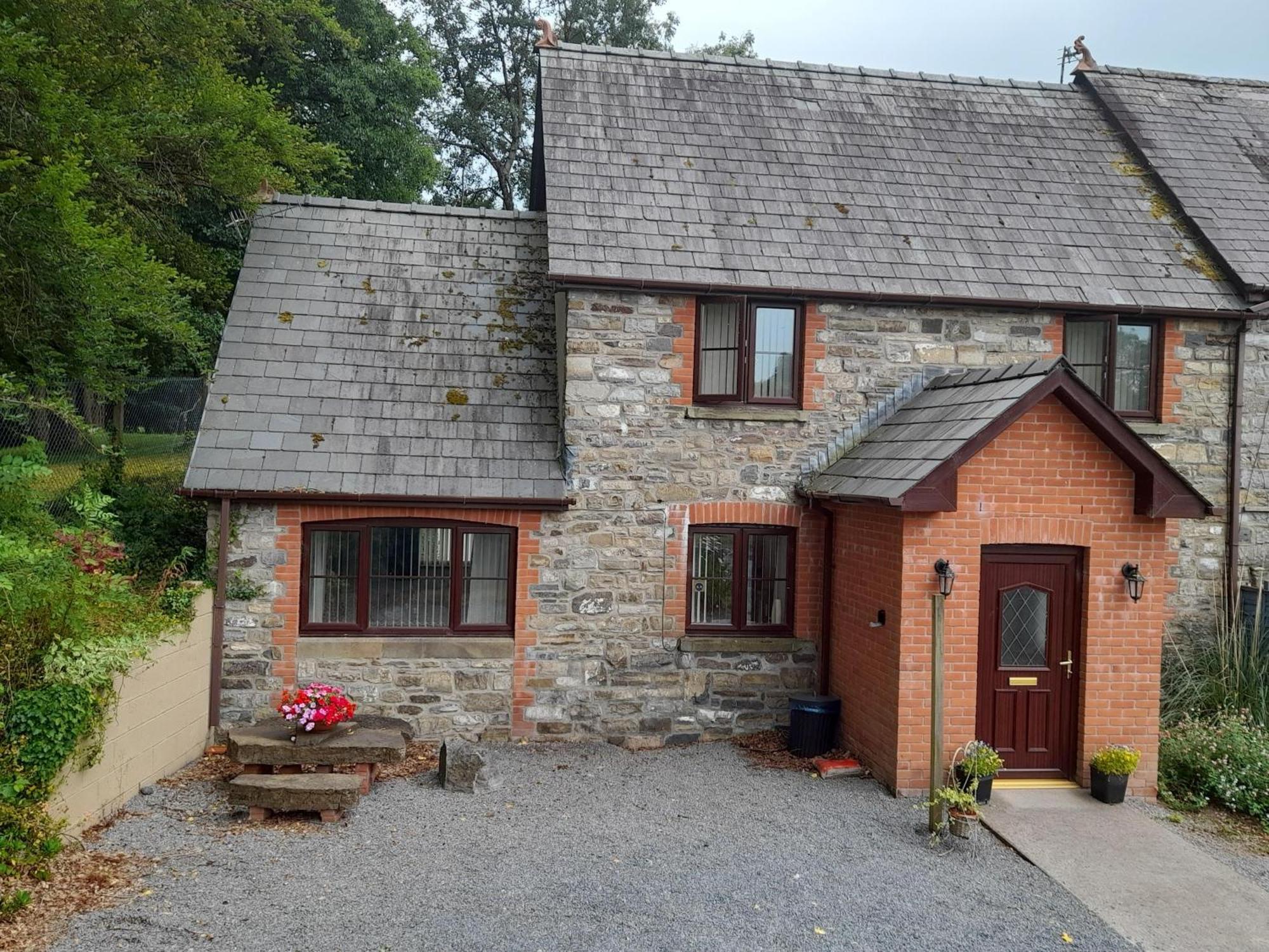 Tregib Mill Cottage Ffair-fach Екстер'єр фото